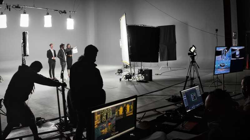 Recording set used for virtual production and virtual sets