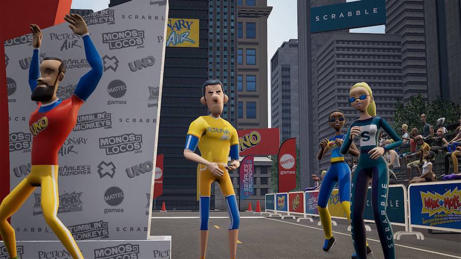 Personajes 3D animados corriendo sobre una pista de carreras con logotipos de marcas de juguetes